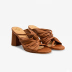 CAMEL TWIST